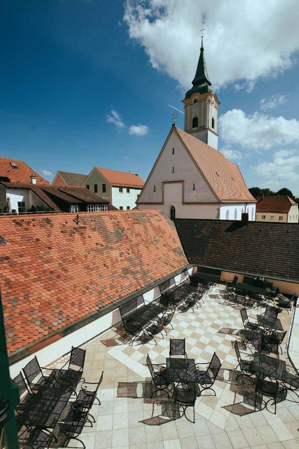 Brauereigasthof Zum Kuchlbauer Abensberg Eksteriør billede